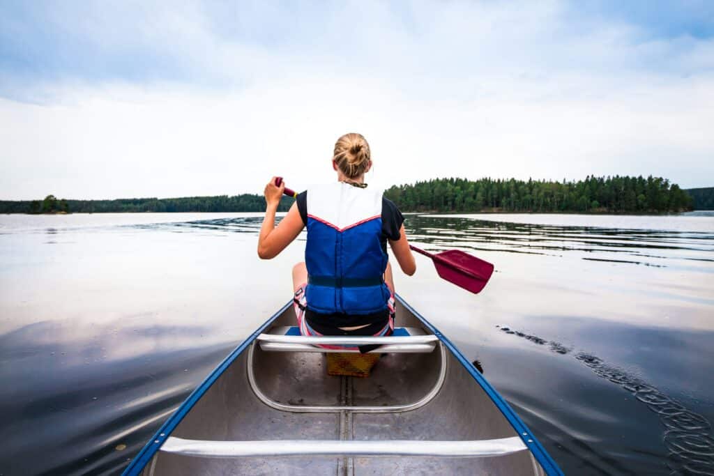 Canoe vs Kayak