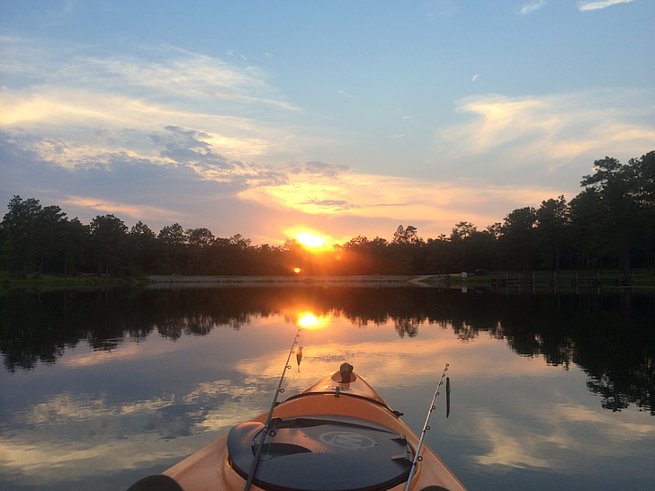 kayak fishing ocean