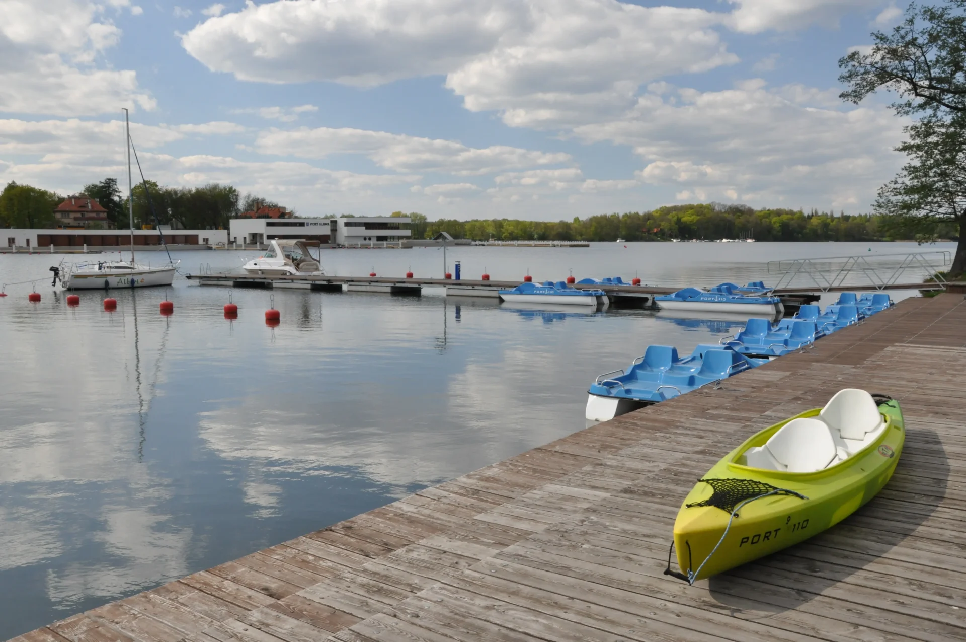 pedal kayak