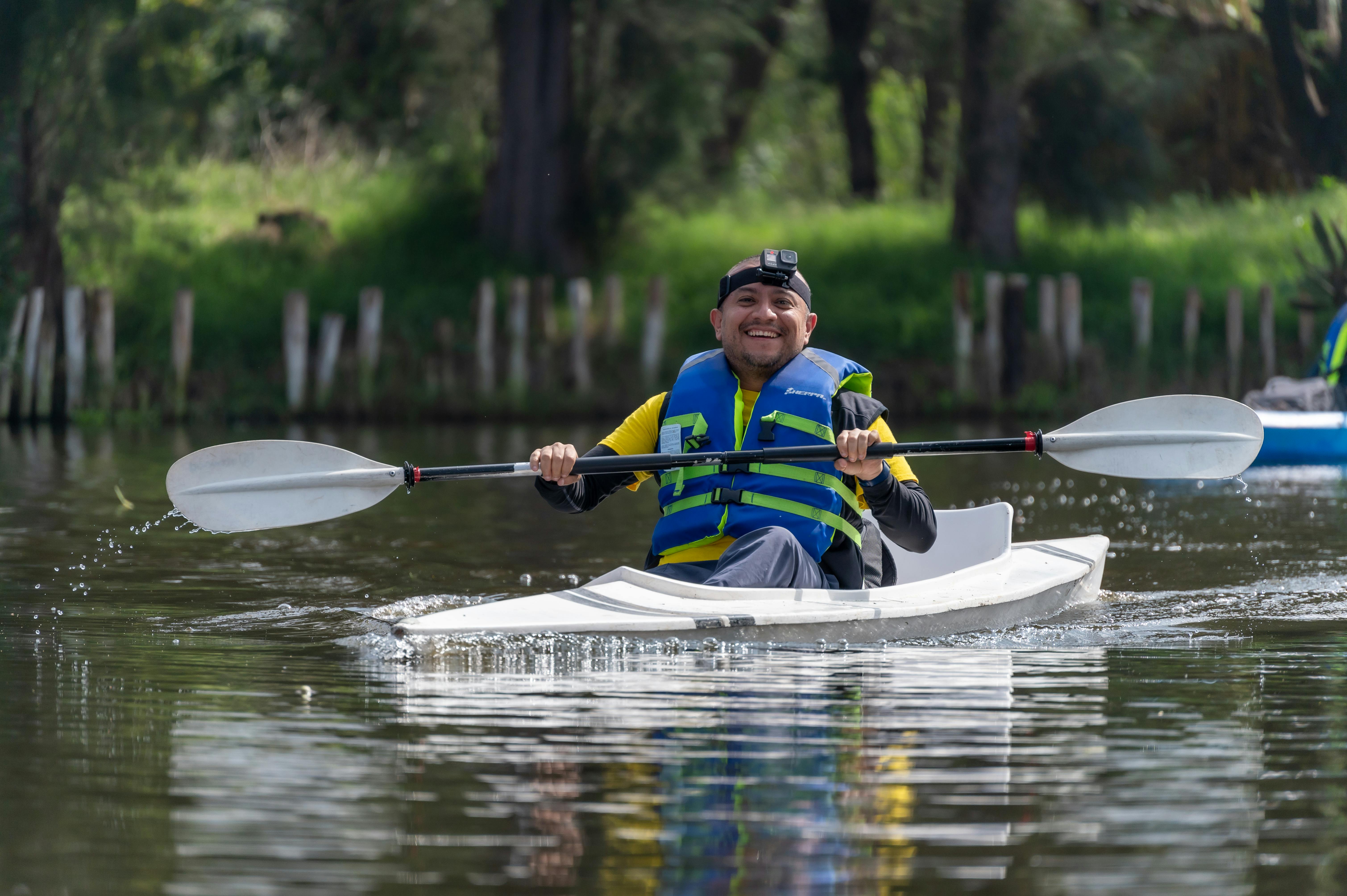 how to sit in a kayak